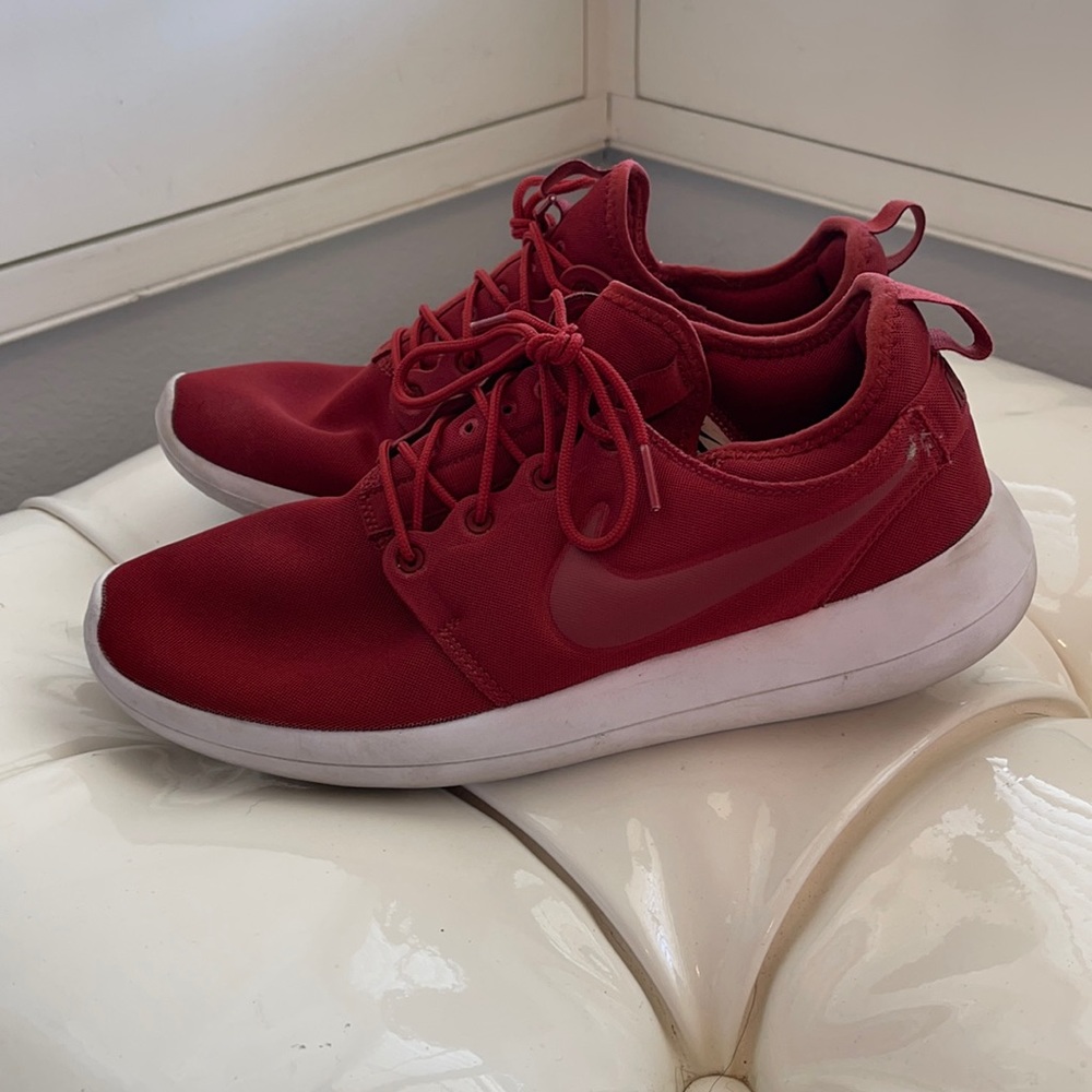 Matte Red Nike Roshe 2